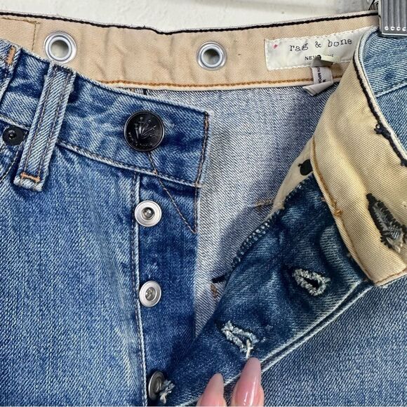 Rag & Bone Engineer Jeans Retro High Rise
Relaxed Loose Taper Ankle Crop Size 24 - Picture 7 of 14